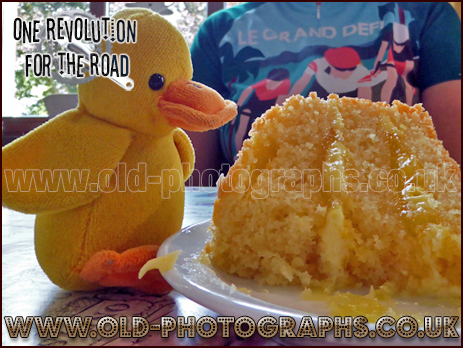 East Tilbury : Cake at the Engine Room Café of Coalhouse Fort [August 2019]