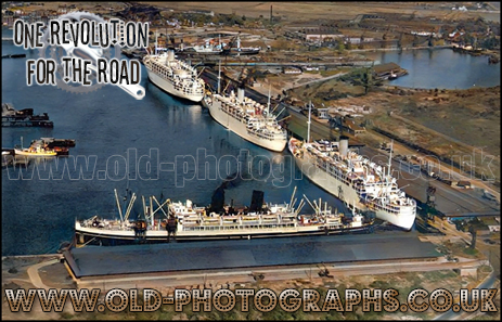 Tilbury : Ocean liners Chitral, Strathnaver, Strathaird and Himalaya in the Docks [1952]