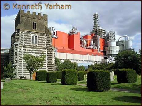 West Thurrock : St. Clement's Church at West Thurrock [© Kenneth Yarham reproduced under the Creative Commons Attribution licence]