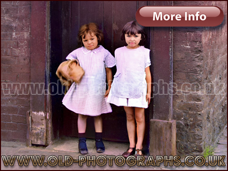 Birmingham : Children on the doorstep of No.1 A. B. Row [c.1950s]